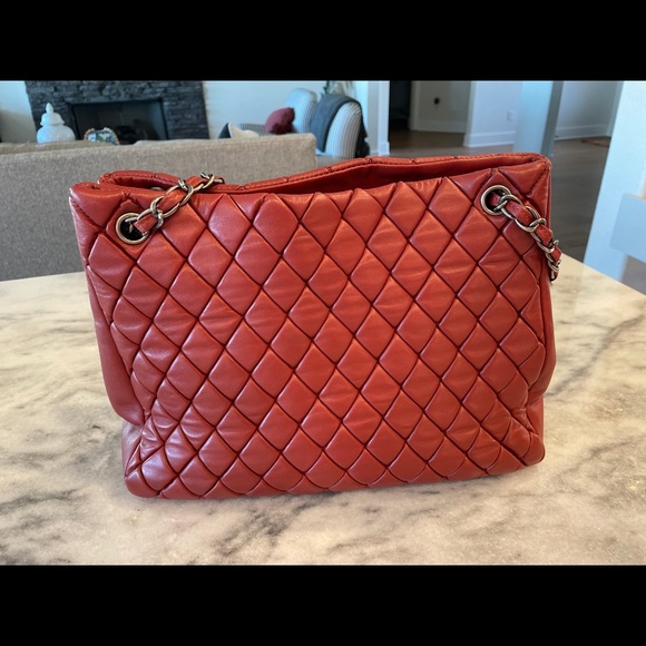 Beautiful CC shopper tote - Picture 3 of 10